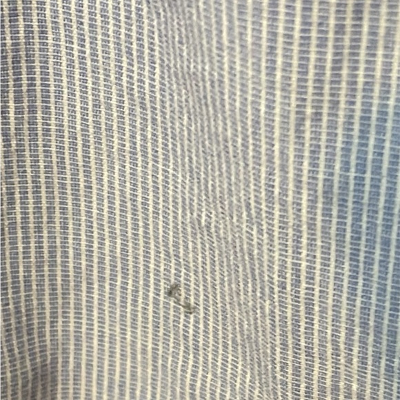 Bundle of Tommy Hilfiger, Gap and Riders by Lee Women’s Button-up shirts. - Picture 5 of 13